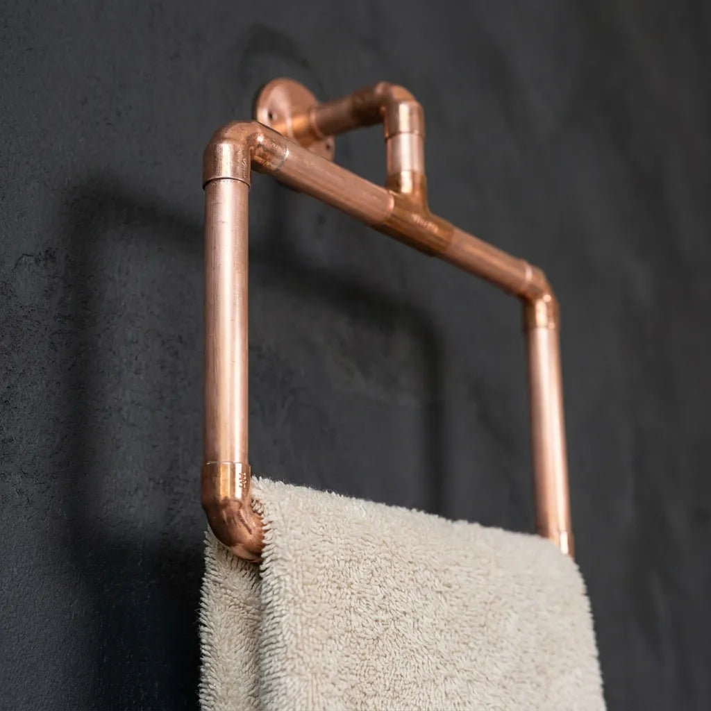 Copper Pipe Towel Ring – Industrial Wall Mounted Bath Holder