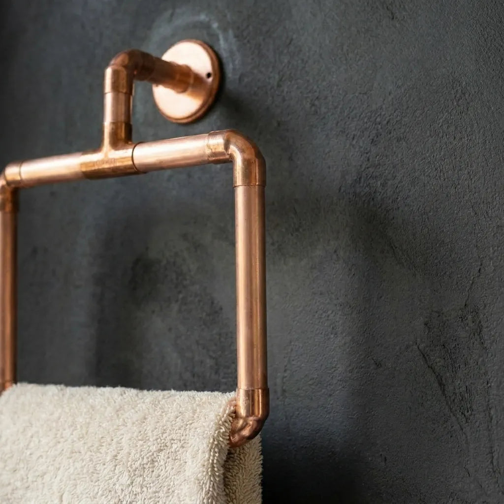Copper Pipe Towel Ring – Industrial Wall Mounted Bath Holder