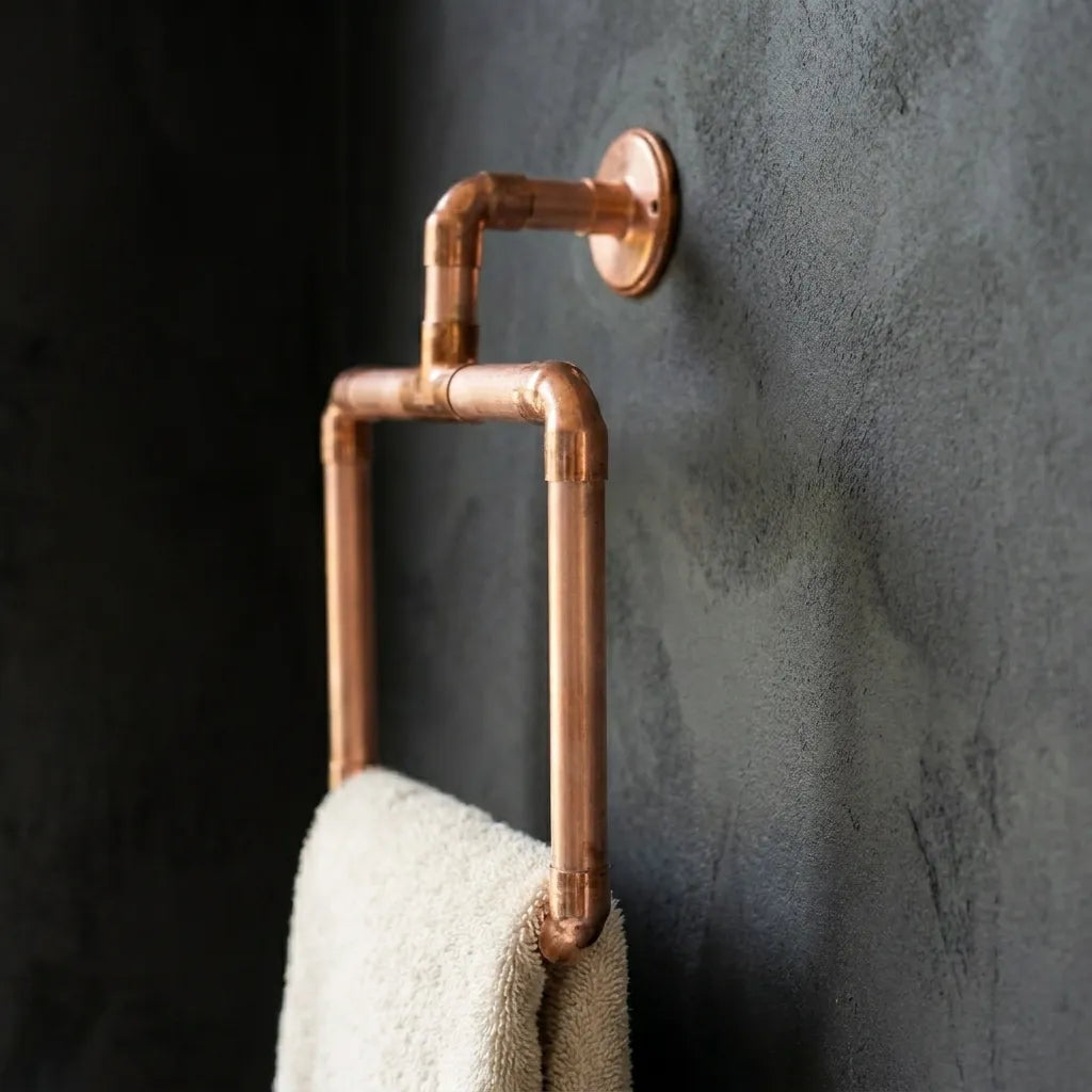Copper Pipe Towel Ring – Industrial Wall Mounted Bath Holder