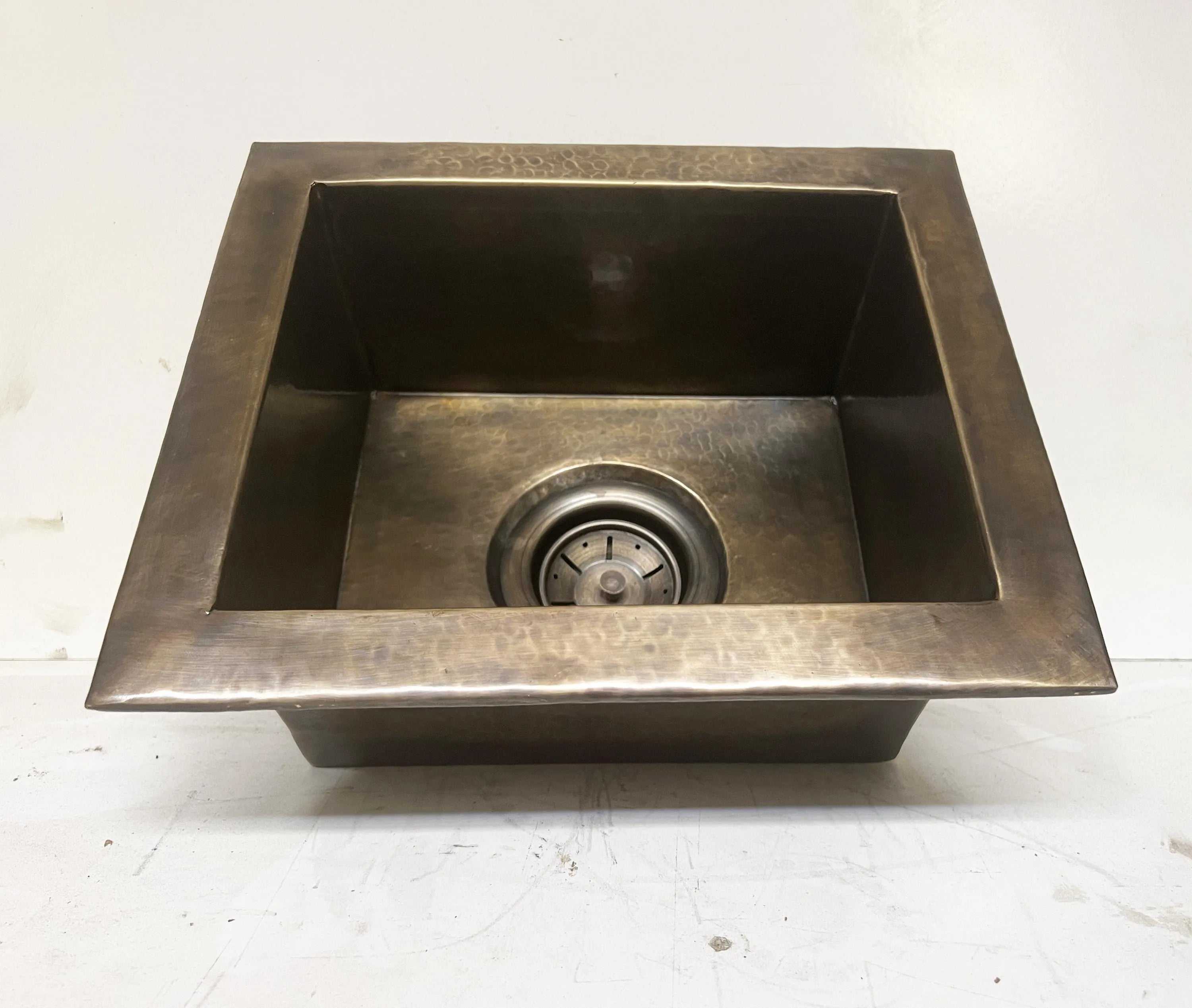 Handmade Antique Brass Undermount Kitchen Sink – Rustic Farmhouse Basin
